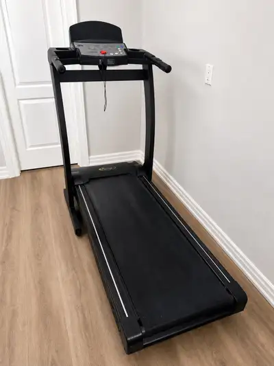 Alliance Fitness 800 Treadmill – Made in USA – Working, View more