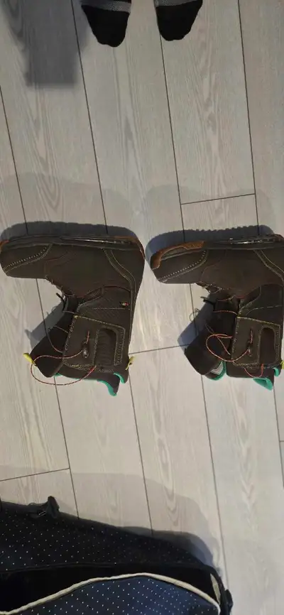 Burton snowboard boots size 11, View more