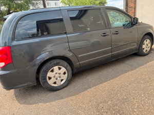 2012 Dodge Caravan SE