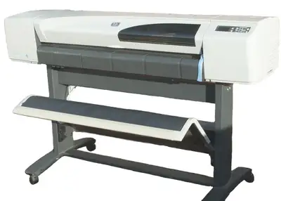 HP designjet 42" large format printer in perfect condition .Comes with OEM full cartridges and new p...