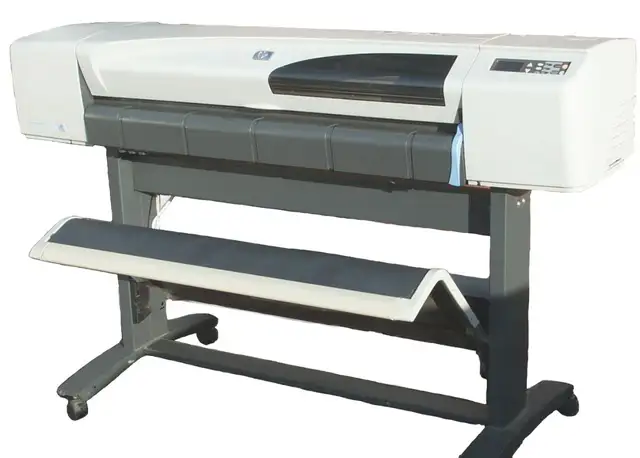 HP designjet 42" large format printer in perfect  condition