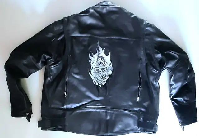 Mens XL Motorcycle Leather Jacket in Men's in Edmonton - Image 10