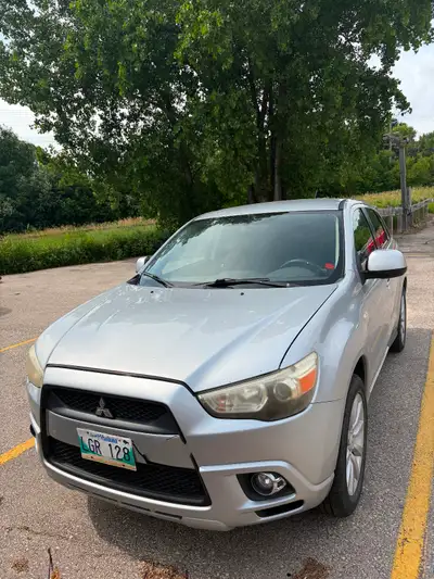 Selling my 2011 Mitsubishi RVR SE 207500km Not safetied, selling as is Runs and drives well Selling...