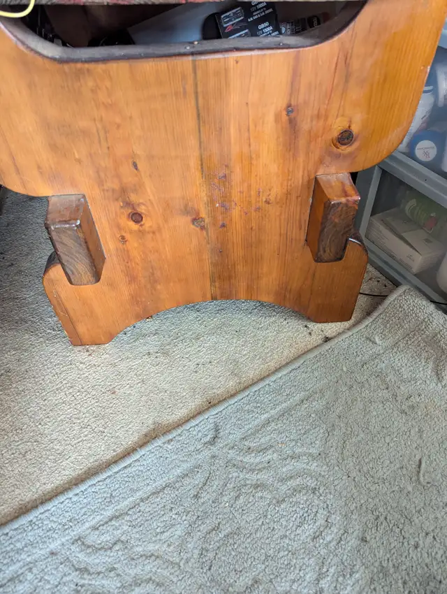 Vintage Amish Furniture 1975  REDUCED in Coffee Tables in New Glasgow - Image 8