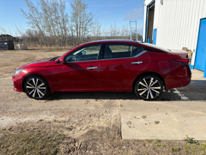 2022 Nissan Altima Platinum