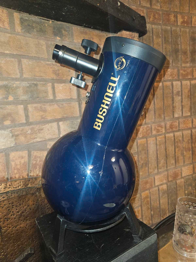 Bushnell 4.5 Family Telescope in Hobbies & Crafts in Gatineau - Image 3