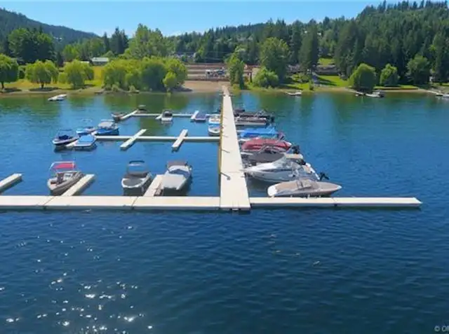 Shuswap RV Lot Rental - Blind Bay - Seasonal Site in British Columbia in Canada - Image 3