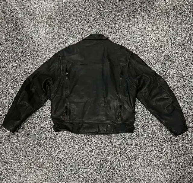 Harley Davidson Men’s Leather Biker Riding Jacket, in Men's in Saskatoon - Image 3