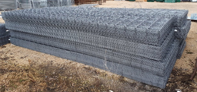 WELDED WIRE MESH PANELS for CATTLE/SHEEP/GOATS/HOGS/CHICKENS ETC dans Animaux de ferme  à Moose Jaw - Image 2