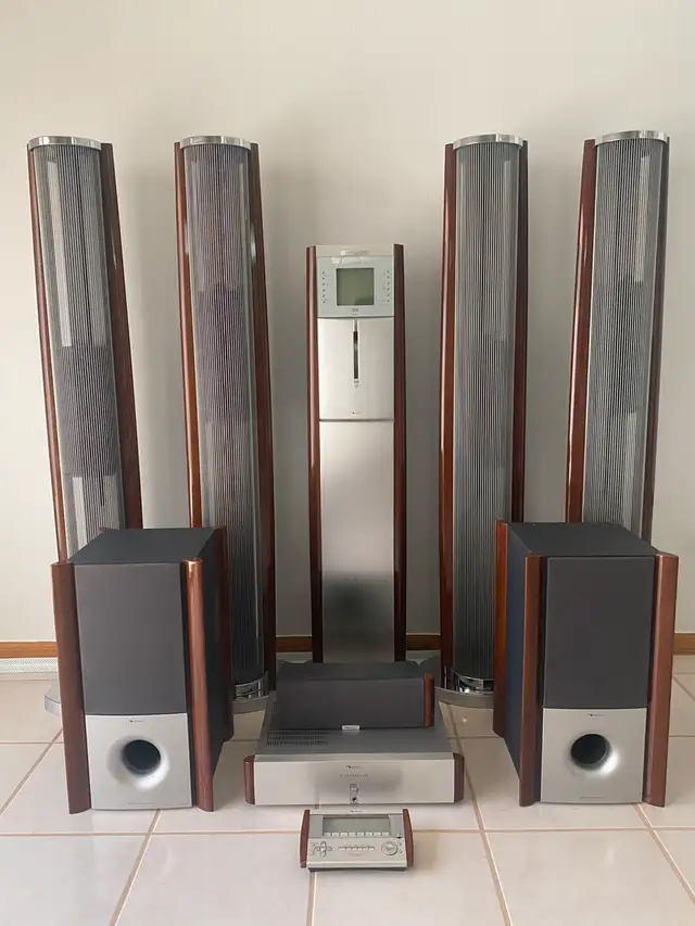Nakamichi Sound Space 21 in TVs in Ottawa - Image 2