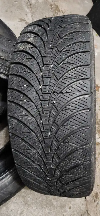 Must go Used for 2 season on a 2022 Honda Pilot EX-L 4 Winter Tires Goodyear Ultragrip Ice 245-60-18...