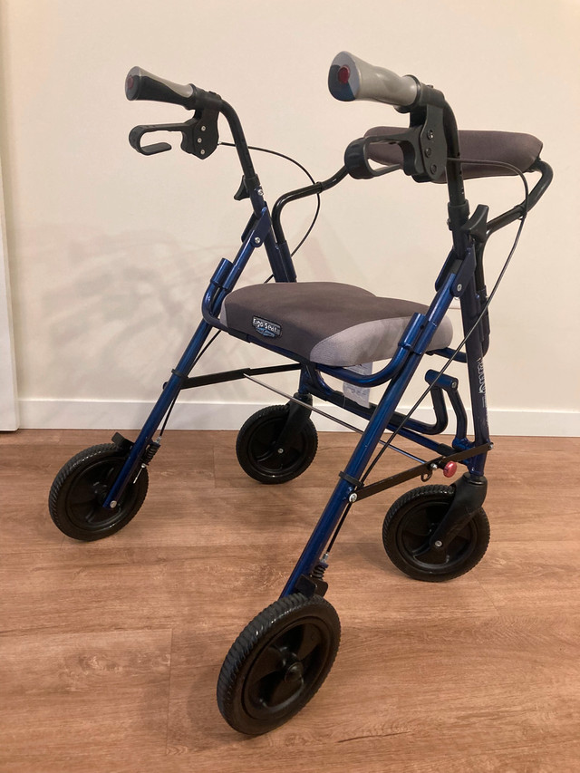 Airgo 2 in 1 walker/ transport chair in Health & Special Needs in Calgary - Image 2
