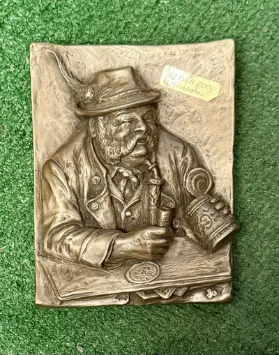 Modèle Allemand...Plaque murale "GES.GESCH" en étain pur fait main...Oktoberfest Allemagne...Mesure...