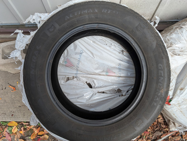 General Altimax RT43 All-Season Tires 225/60R17 in Tires & Rims in Ottawa