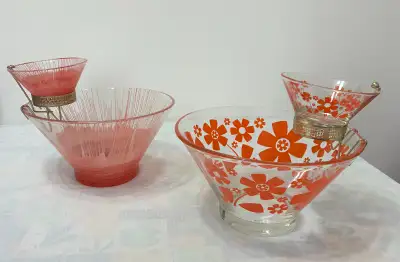 ENSEMBLE VINTAGE FIRE KING  " CHIP and DIP " SETS AU CHOIX, View more