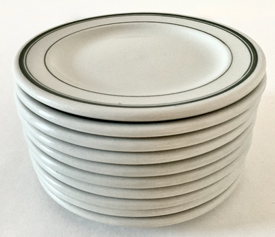 LIRE JUSQU'À LA FIN DU TEXTE. Vintage 1964 Collection Assiettes à dessert en porcelaine "Restaurant"...