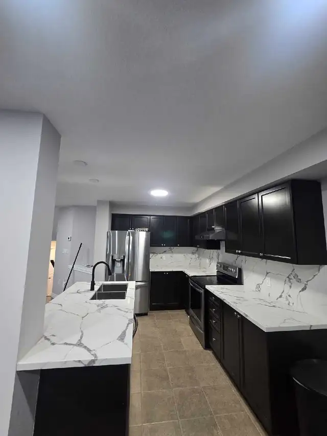 Upper level Private Furnished Room Rent Hamilton in Room Rentals & Roommates in Hamilton - Image 4