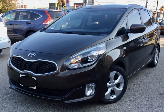 2015 KIA RONDO LX BROWN LOADED GAS SAVER LOW KM GORGEOUS COLOUR in Cars & Trucks in City of Toronto