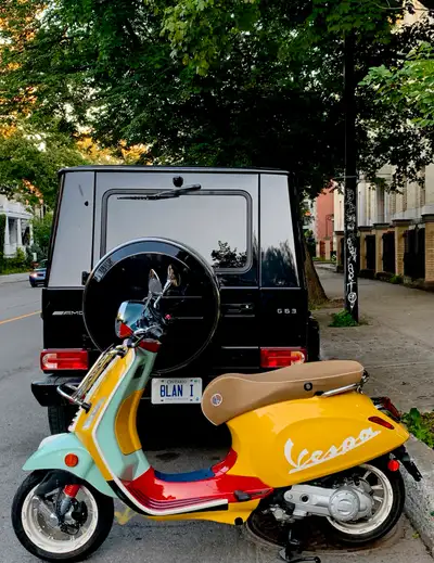 Vespa Primavera 50 Sean Wotherspoon Limited Edition