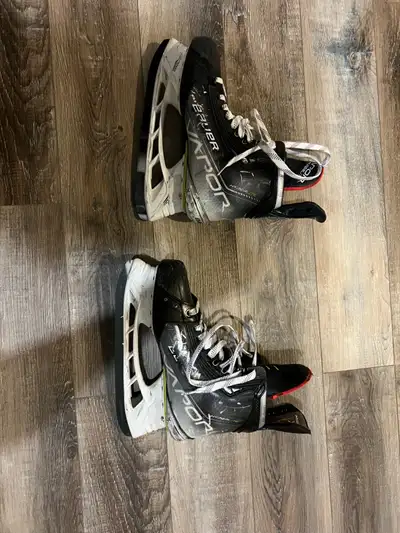 Bauer Vapor Hyperlite Skates Size 9 Fit 2, View more