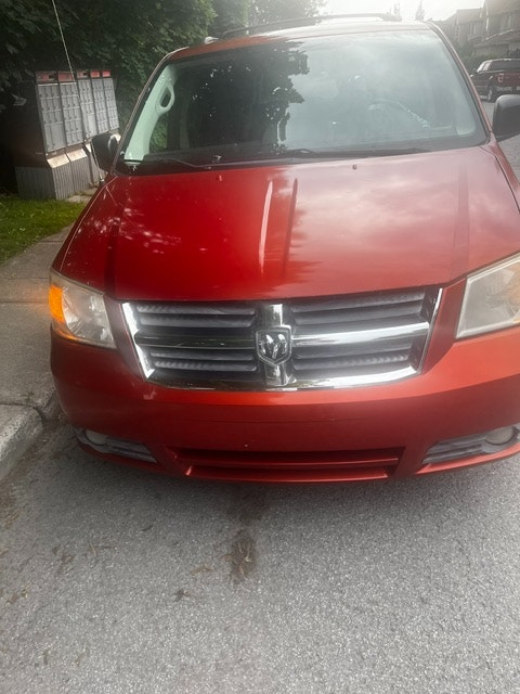 Dodge Caravan SXT 2008 à vendre — photo 2