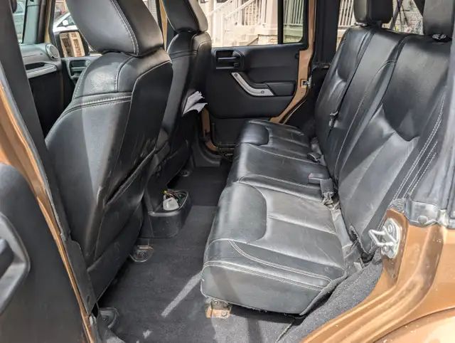 2015 Jeep Wrangler Sahara63417672821761124
