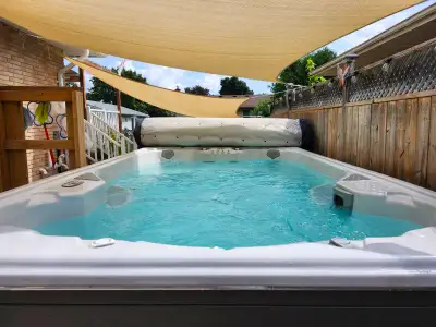 Jacuzzi Swim Spa 12', View more