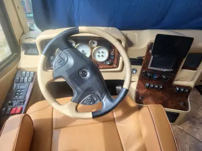 Top of the line claaa A motor home. 600hp Cummins. Conciderup to 26ft ocean boat with trailer as par...