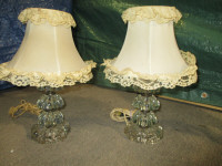 deux lampes anciennes en verre années '50
