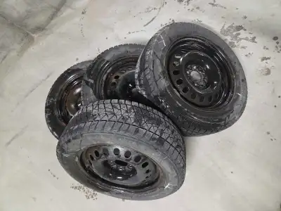 4 × Bridgestone Blizzak DM V2 225/60R17 Used for 2 seasons on Chevy Trax crossover. 4 × Steel rim 17...