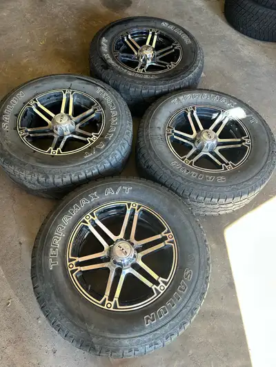Set of RTX rims 17 inch like new No damage corrosion or scuffs 6x139.7 bolt pattern 106.1mm center b...