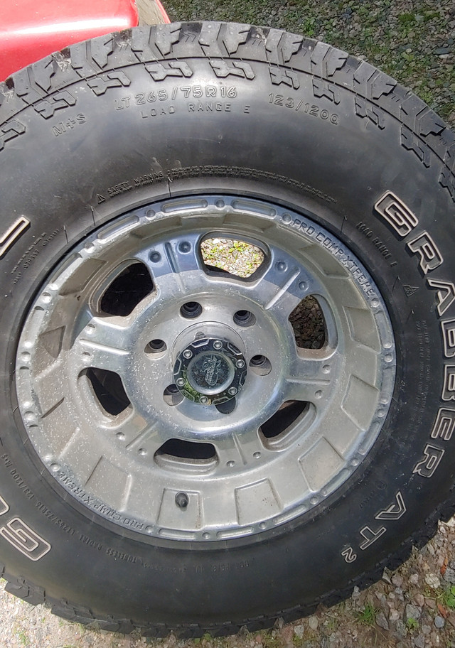 General Grabber 2 Tires and rims LT 265/75 R 16  X 4 in Tires & Rims in Belleville