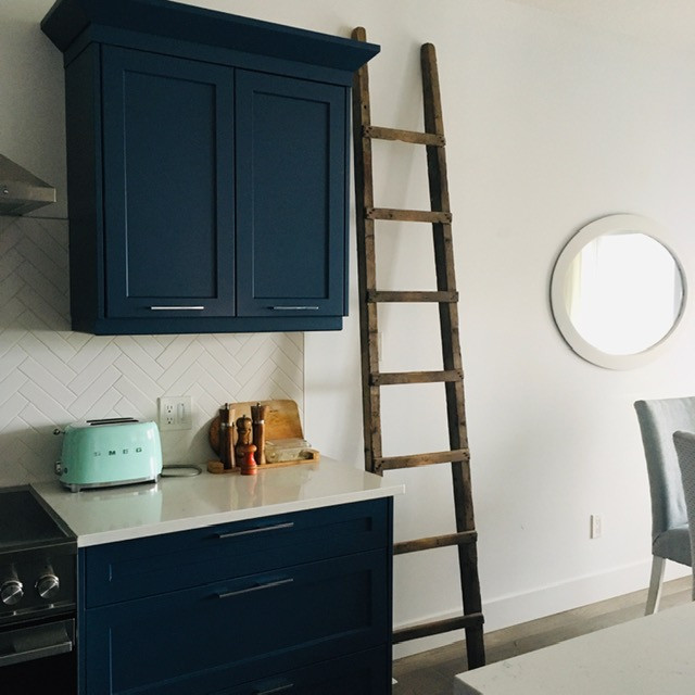 Blanket Ladder in Bookcases & Shelving Units in Sarnia