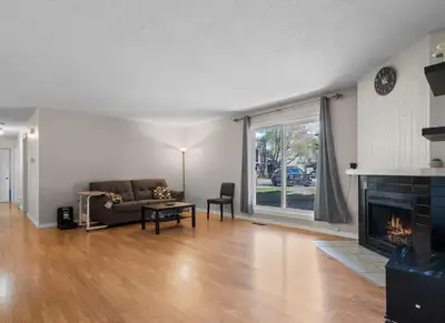 3 Beds 1.5 Baths Condo in Forest Grove Village
