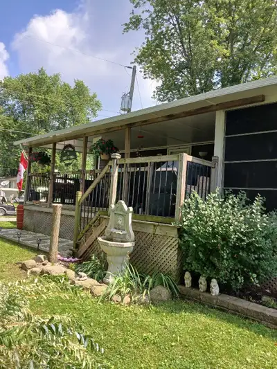 3 season 2015 Canterbury - 2 bdrm (1 queen and 1 w/bunks) also has a 10 x 20 ft. add-a-room, hard to...