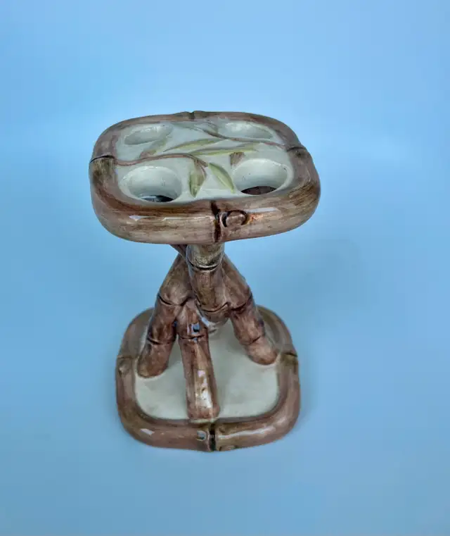 Ceramic Toothbrush Holder in Bathwares in London - Image 2