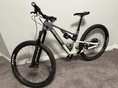2025 Rocky Mountain Instinct Carbon 50 Bike, View more