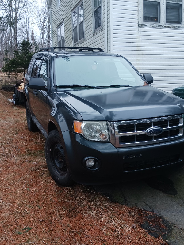 2009 Ford Escape $2200 OBO in Cars & Trucks in City of Halifax - Image 2