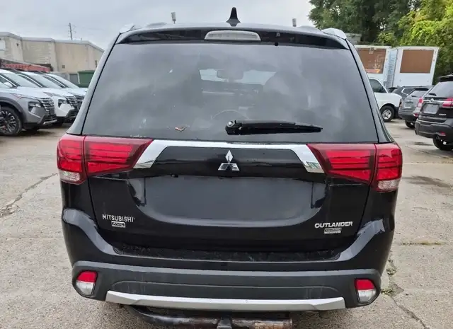 2017 Mitsubishi outlander584651639012075528