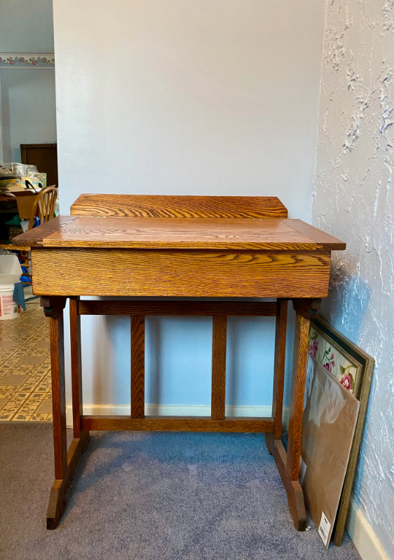 Antique Children's Desk and Chair in Desks in Oakville / Halton Region - Image 4