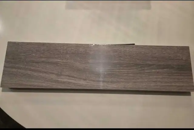 Floating wall shelf  in Home Décor & Accents in Ottawa - Image 3
