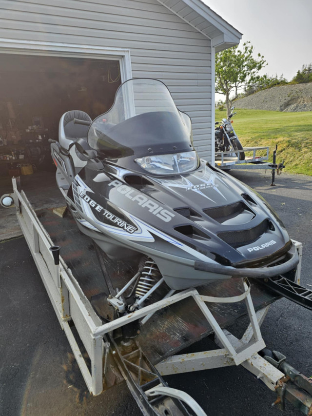 Polaris Edge 550cc like new 2007 With trailer in ATVs in Corner Brook - Image 4