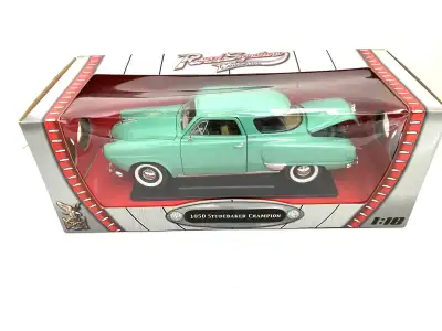 1:18 scale die-cast model of a 1950 Studebaker, View more