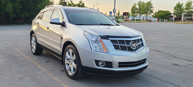 CADILLAC SRX 71 000 KM performance collection dans Autos et camions  à Laval/Rive Nord - Image 4