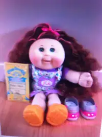 COLLECTABLE VINTAGE CABBAGE PATCH KID DOLLS; EXCELLENT CONDITION
