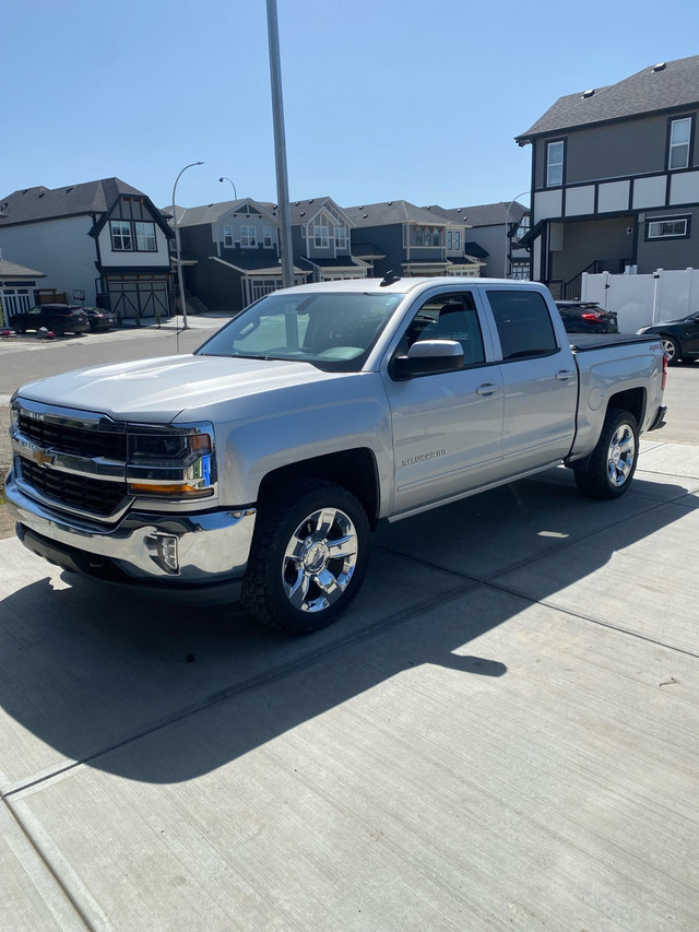 2018 Chevrolet Silverado  in Cars & Trucks in Calgary