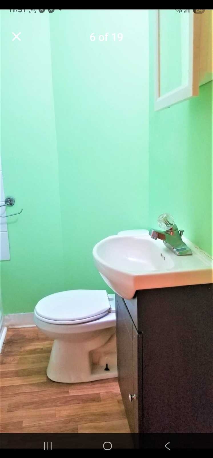 Spacious 2 bedroom house for rent $1650 utilities included,WiFi 3