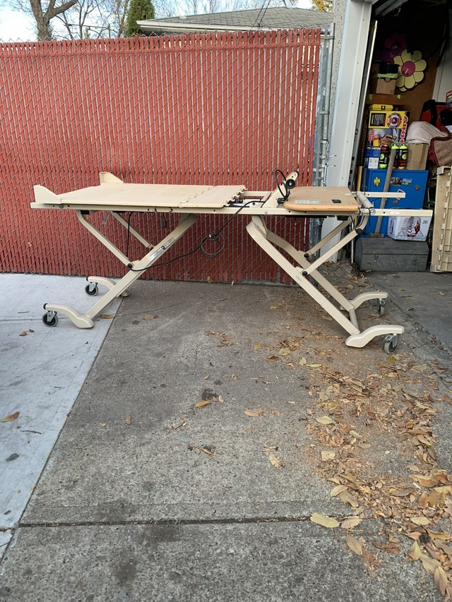 LADDERS / SCAFFOLD / DOLLIES / hospital bed updown Ladders