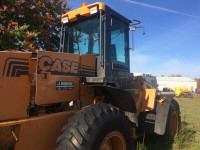 Case 621B & 621C Loader Parting Out / Salvage
