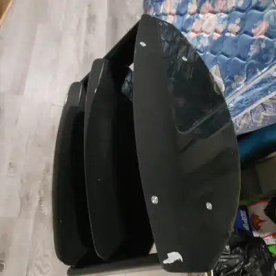 Mint TV stand Glass Mint Delivery . Add 50$ Keele and rogers area.
